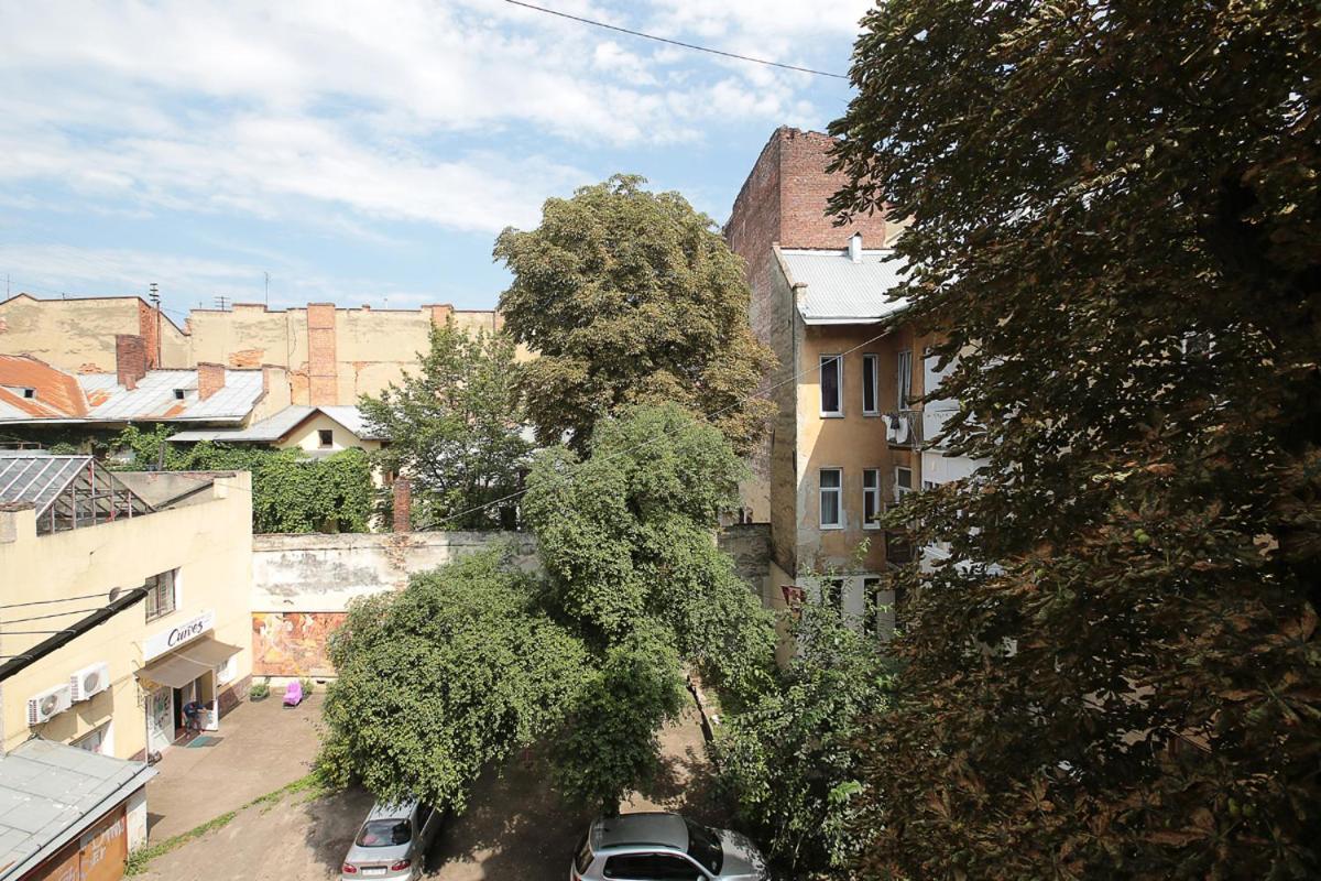 Buk Apartments On Doroshenka 29 Leópolis Exterior foto